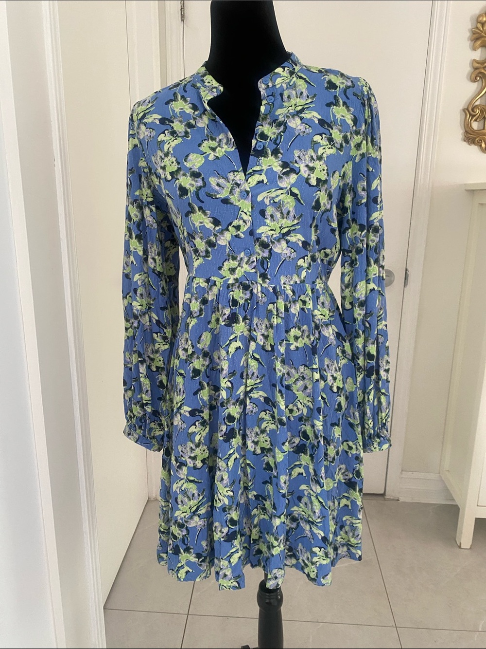 EUC SELECTED FEMME Blue & Green Floral Long-Sleeve Medium Lgth Dress Size 34
